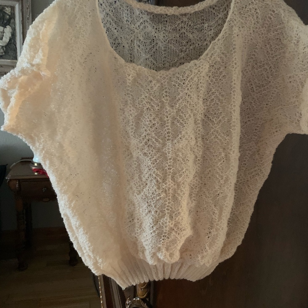 A loos top, fine Wool